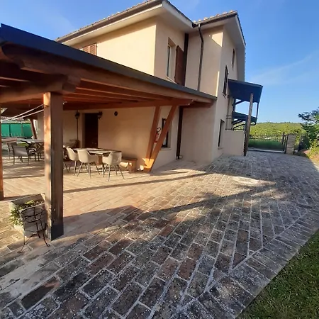 House Al Cascinale * San Severino Marche