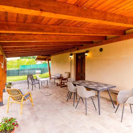 House Al Cascinale סן סברינו מארקה